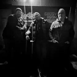 Offshoot band enjoying life.